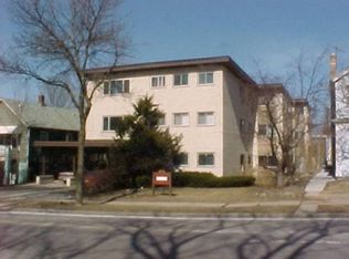 609 W Oakton St, Park Ridge, IL 60068