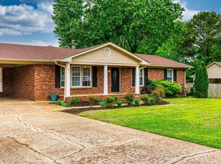 197 Greenbrier Rd, Killen, AL 35645