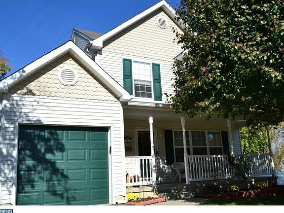2nd image of 632 E Earl Ave