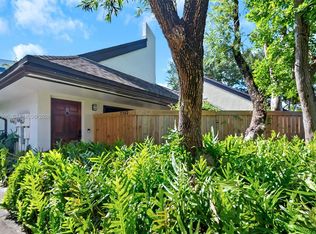 7707 SW 100th St, Miami, FL 33156