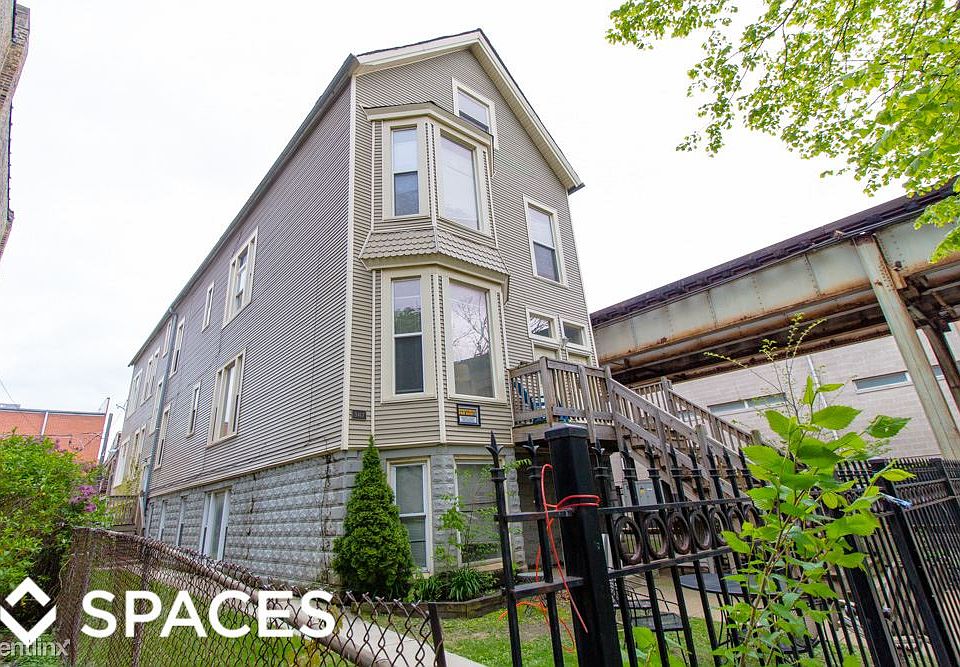 2nd image of 3417 N Janssen Ave APT Gdn