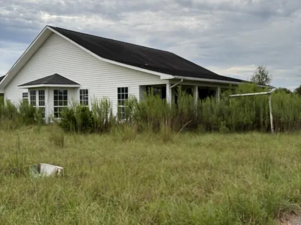 101 Bush Butler Rd, Ellisville, MS 39437
