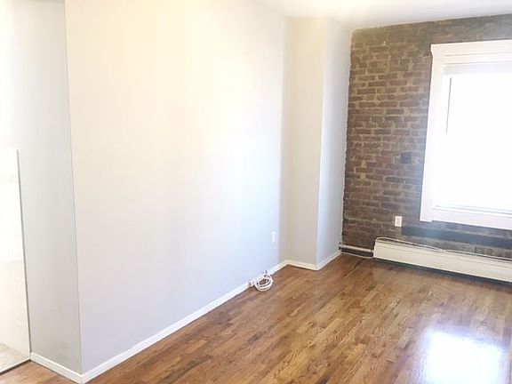 4th image of 4731 37th St APT 4D