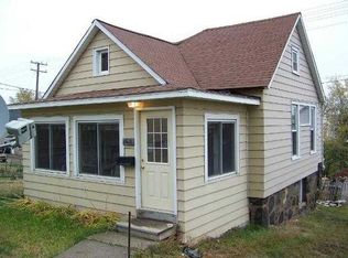 16 1/2 E 8th St, Duluth, MN 55805