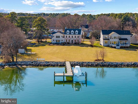 2nd image of 122 Queen Anne Rd