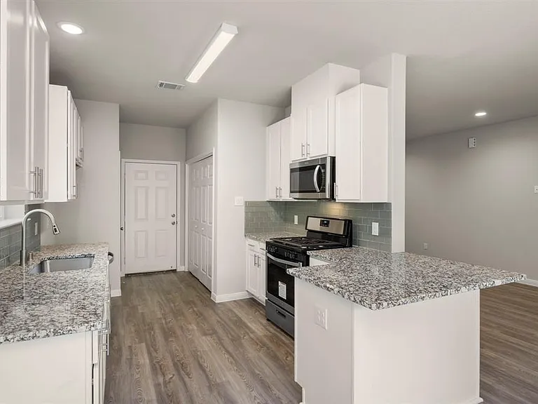 4834 Van Fleet St — Photo 19
