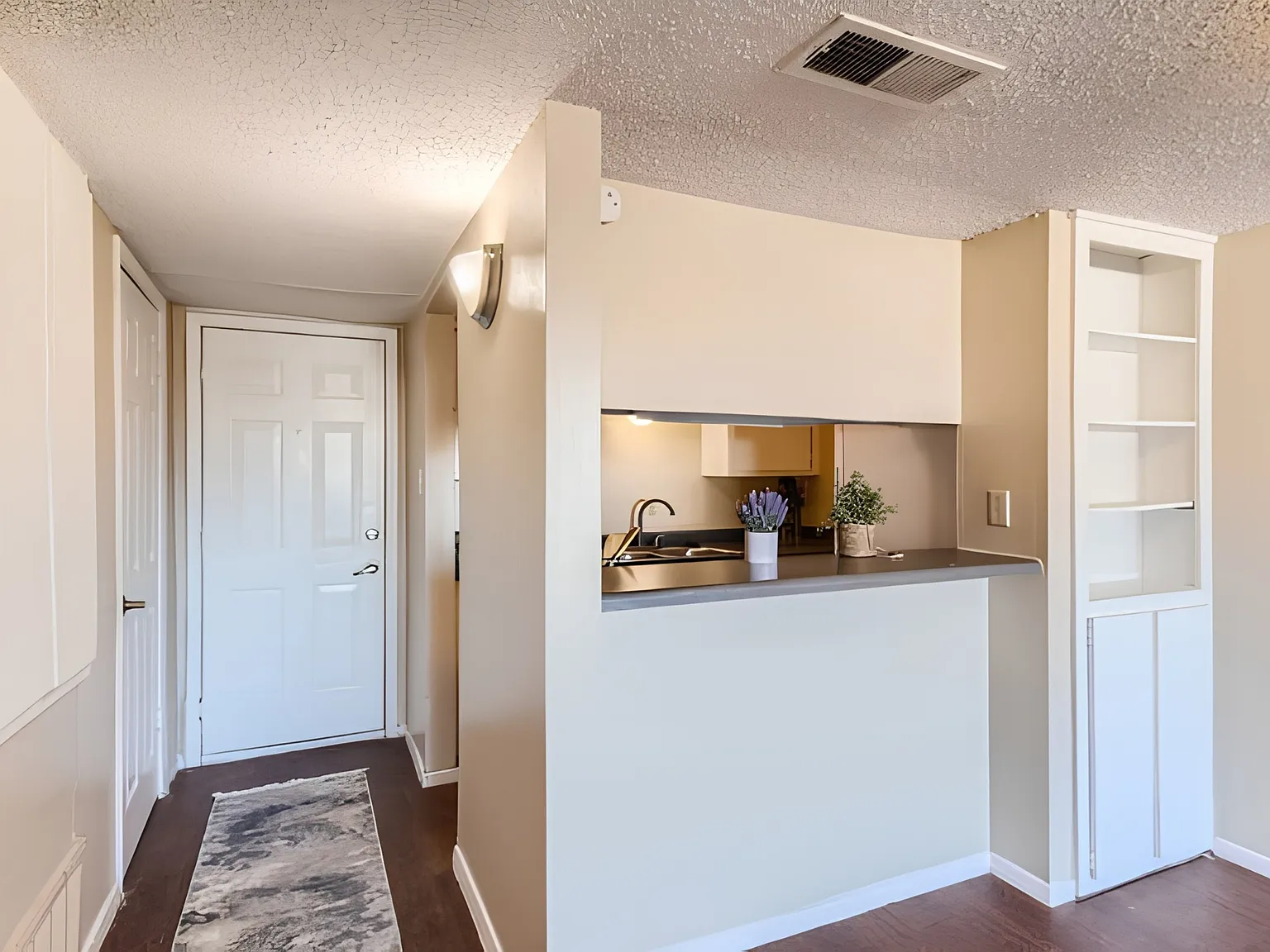 Hillside Place — Photo 2