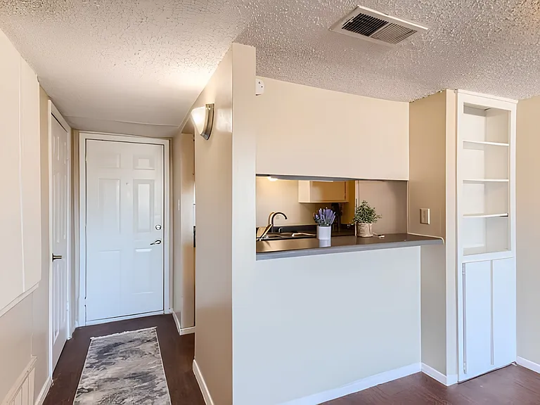 Hillside Place — Photo 2