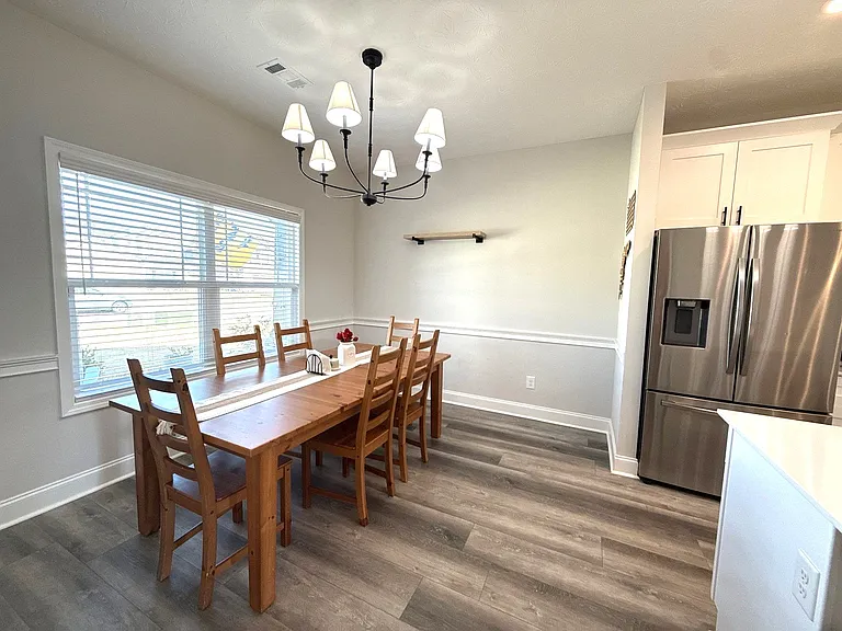 7308 Pine Chase Dr — Photo 11