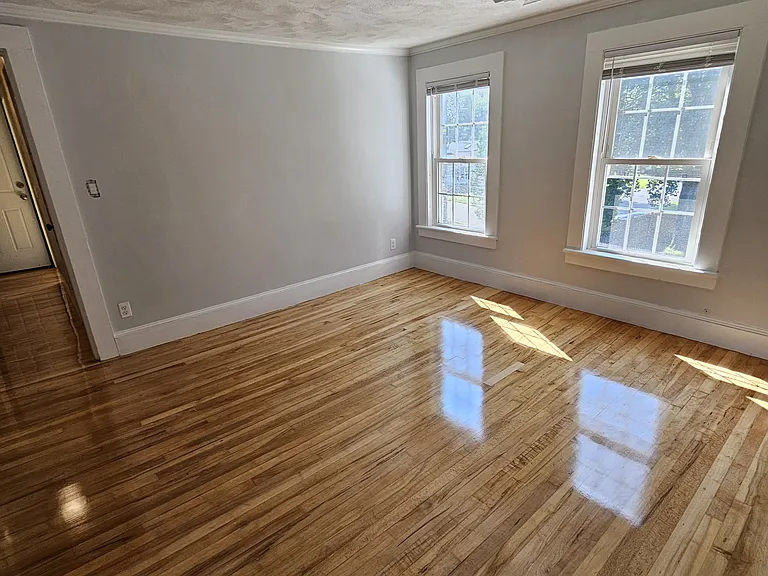 185 Danforth St #2 — Photo 2