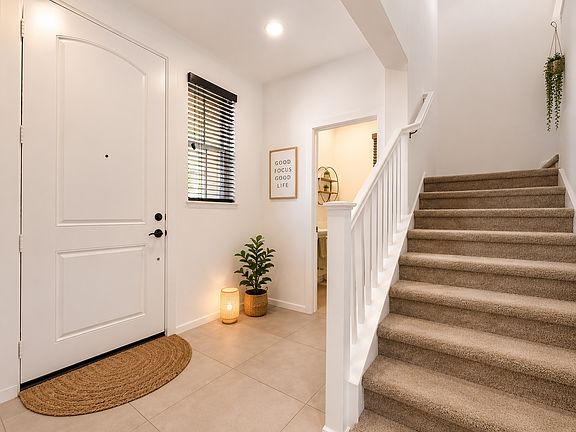 5th image of 3849 S Oakville Ave