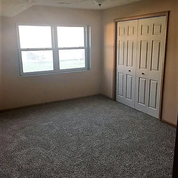 1204 S Ridge Cir — Photo 15