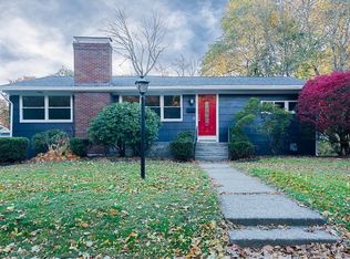 11 Winifred Ave, Worcester, MA 01602