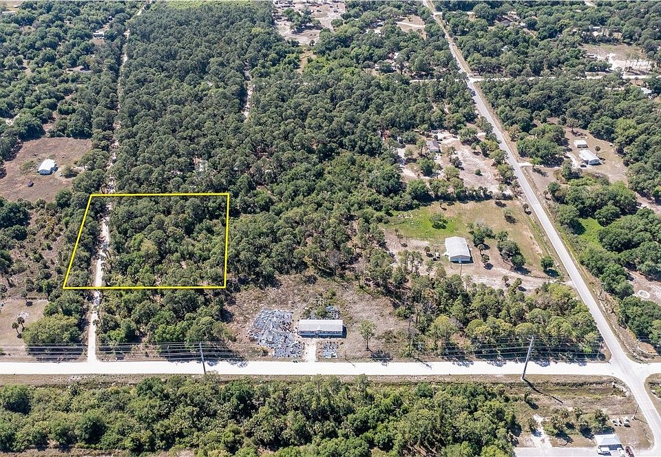 2nd image of 2550 Wendy Ln