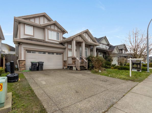 19650 73a Ave, Langley, BC V2Y 3C4