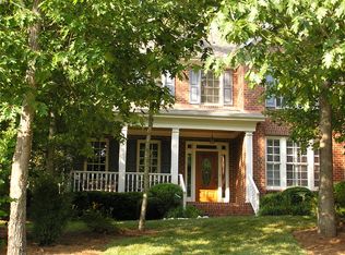 202 Willesden Dr, Cary, NC 27513