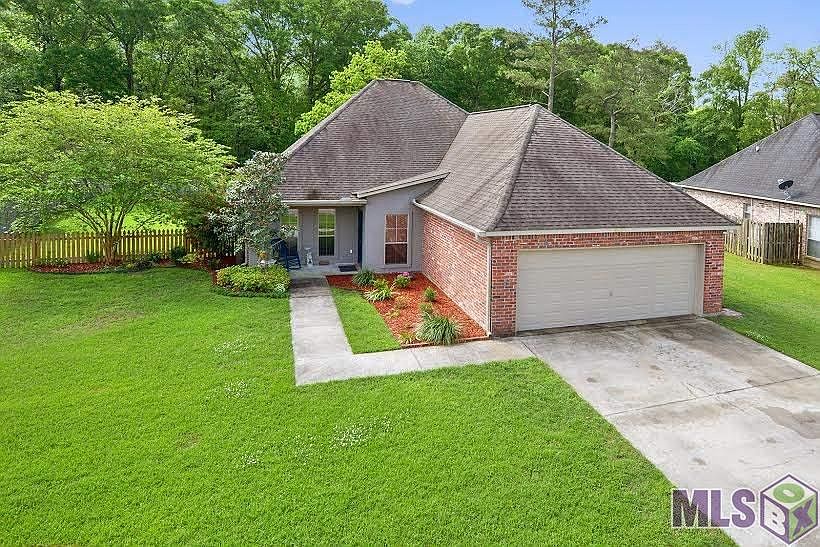 1st image of 43057 Sycamore Bend Ave