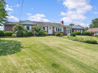 905 Hillcrest Rd, Hanover, MD 21076