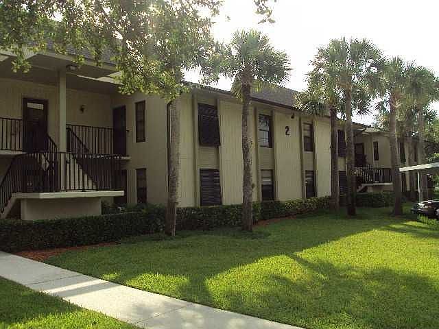 1st image of 2 Plantation Dr APT 206