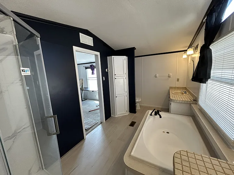 Master Restroom