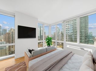 605 W 42nd St APT 40M, New York, NY 10036