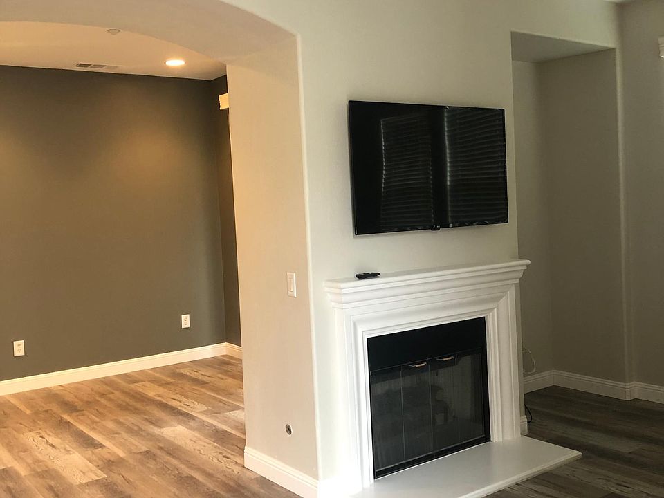 1st image of 41940 Davenport Way Unit A