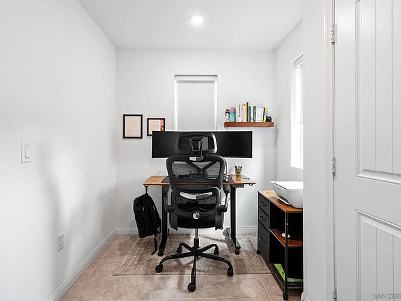 4th image of 1549 Fig Tree Way