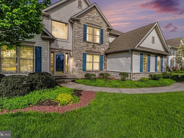 1103 Wansford Rd, Mechanicsburg, PA 17050