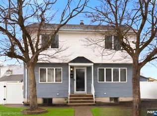 130 Tuella Ave, Elmwood Park, NJ 07407