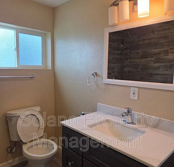 721 Broadway St #721 — Photo 11
