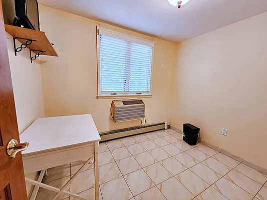 Rented by Compass | media 30