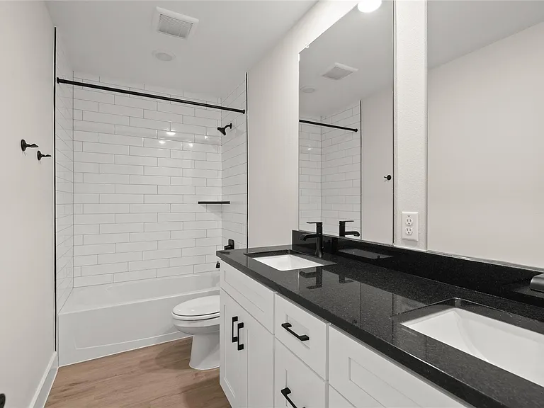 5512 Mobeetie Loop — Photo 11