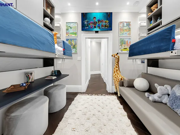 140 West 69th Street image 9 of 18