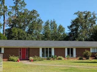 118 Charlton St, Jesup, GA 31545