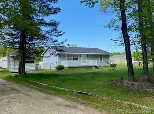 7483 Twin Lake Rd NE, Mancelona, MI 49659