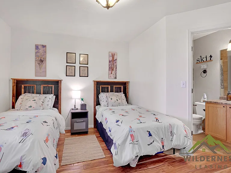 77 Spyglass Ln — Photo 17