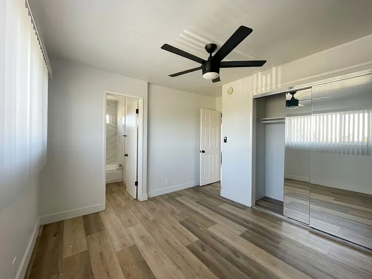 3206 W 60th St #4A — Photo 9
