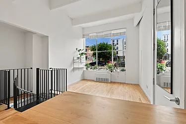 Rented by Living New York