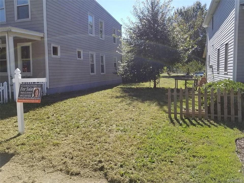 2nd image of 3015 Grayland Ave