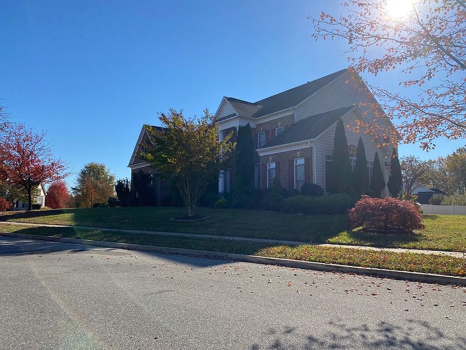 2nd image of 12709 Willow Marsh Ln