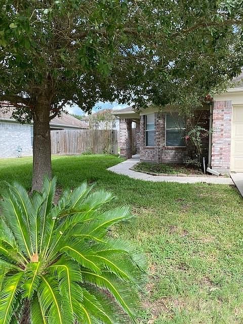 1st image of 21014 Foxwood Glen Ln