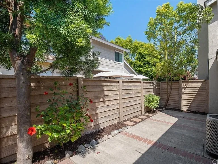6 Glenhurst — Photo 28