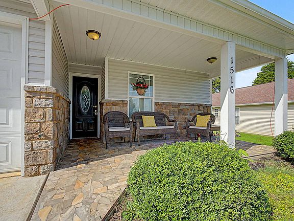4th image of 1516 Patricia Holt Blvd