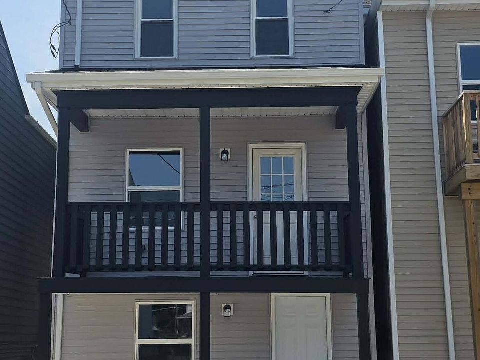 1st image of 1242 W Pine St