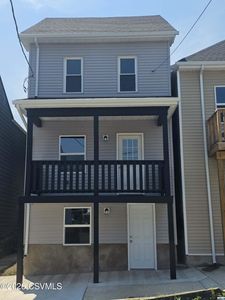 1242 W Pine St, Coal Township, PA, 17866