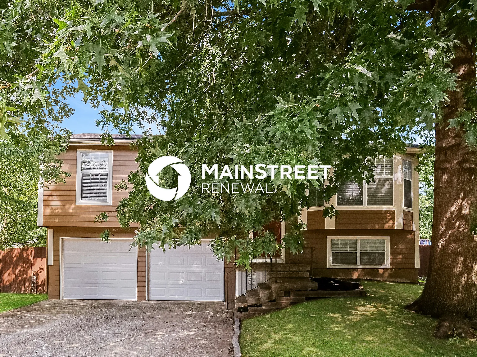 536 N Cedar St — Photo 1
