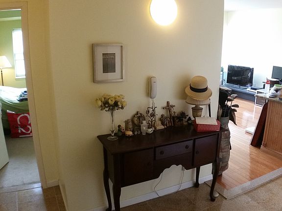 5th image of 260 Beach 81st St APT 6G