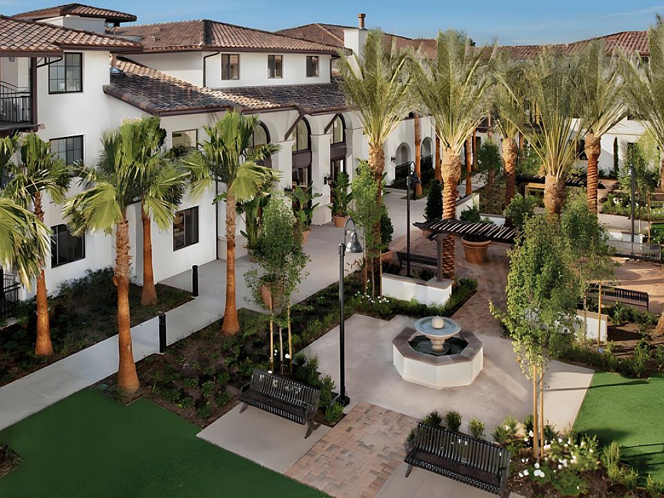 2nd image of 4114 E GREENWAY Road #30