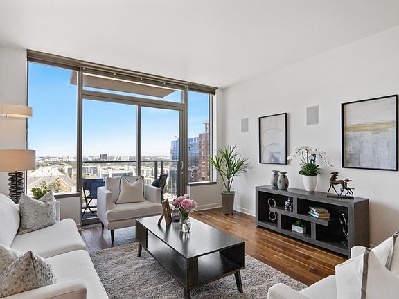 5th image of 38 N Almaden Blvd Unit 1619