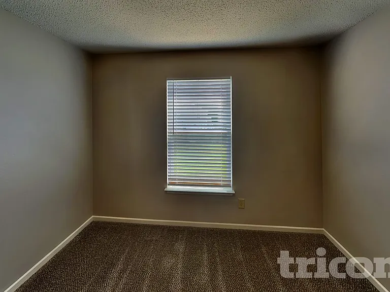 2029 Morning Light Ln — Photo 14